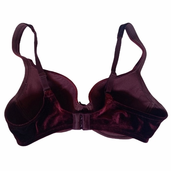 Victoria’s Secret dark red velvet underwire bra and matching thong panty set - Picture 7 of 13